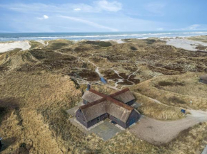 Architect-Designed Activity House With A Unique Location - 1024
